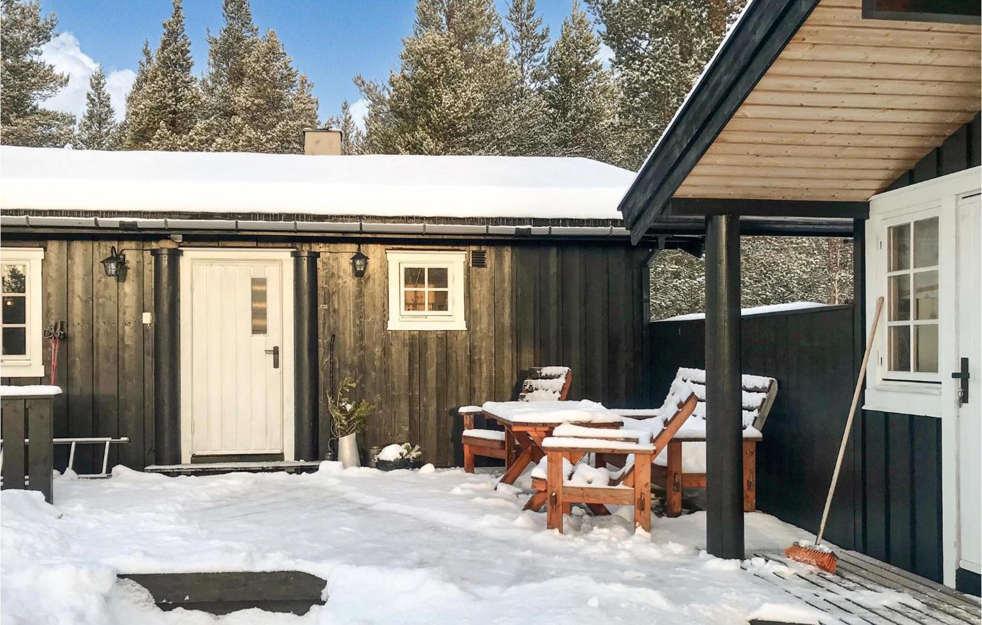 3 Bedroom Cozy Home In Røros Exterior foto